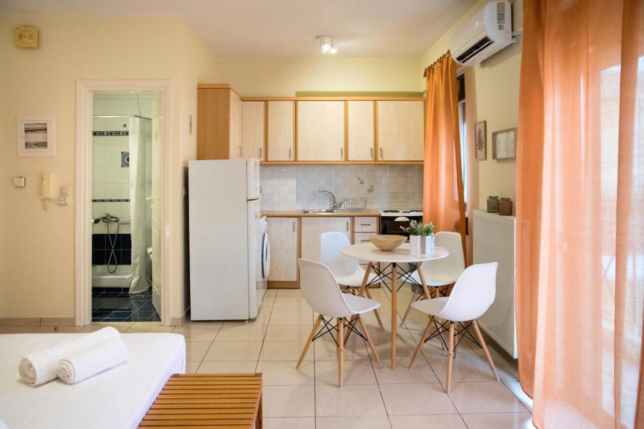 Sunny City Studio Apartment Kalamata Luaran gambar