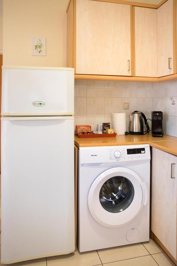 Sunny City Studio Apartment Kalamata Luaran gambar